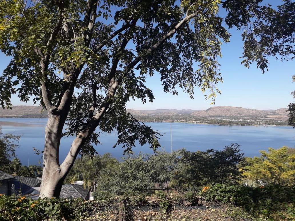 Hartbeespoortdam Lodge Exterior foto